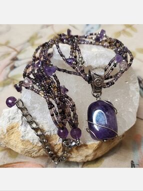 Tumbled Amethyst Purple Wire Wrapped Chip Stone Seed Bead Vintage Necklace EUC